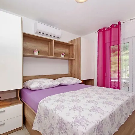 Pensión Herceg Makarska